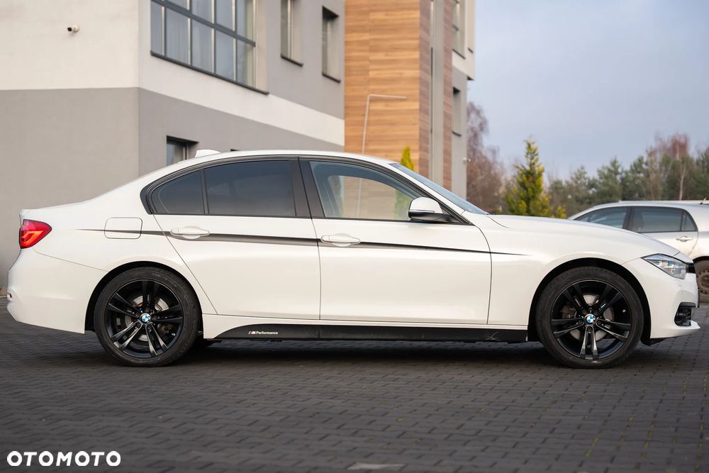 BMW Seria 3 - 16