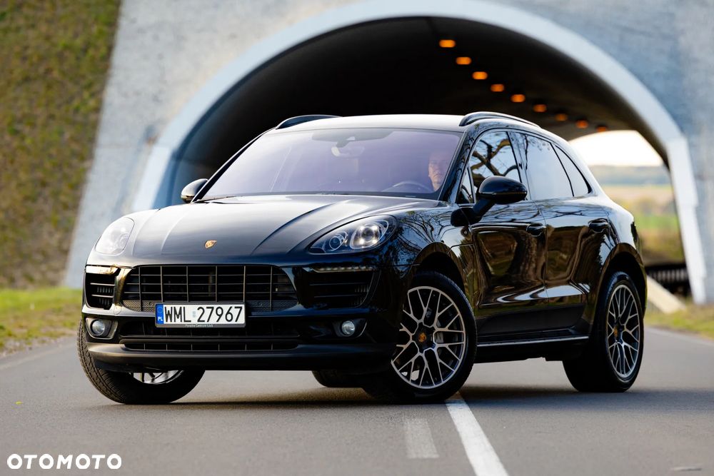 Porsche Macan - 1