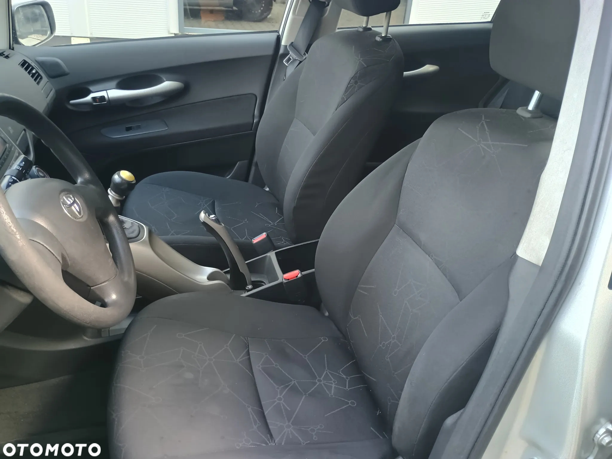 Toyota Auris 1.4 D-4D Luna - 6