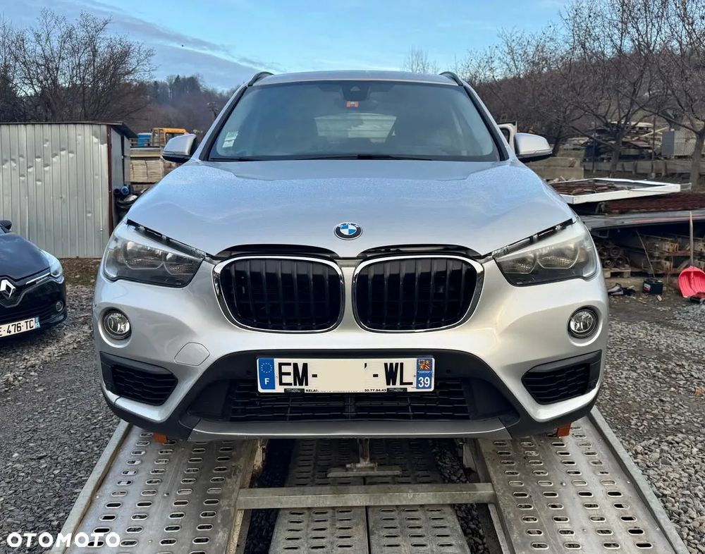 BMW X1 xDrive18d Sport Line - 4
