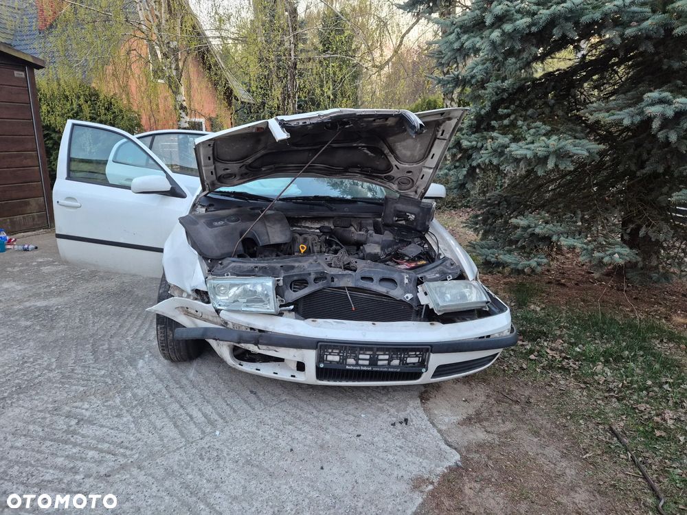 Skoda Octavia 1.6 Tour - 7