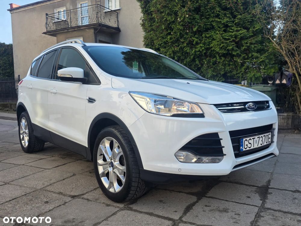 Ford Kuga 1.6 EcoBoost 2x4 Titanium - 2