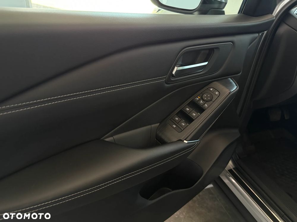 Nissan Qashqai 1.3 DIG-T MHEV N-Connecta Xtronic - 11