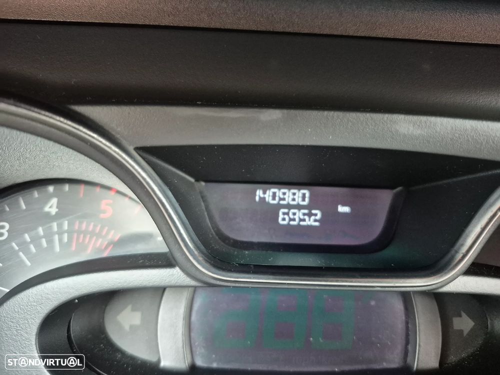 Renault Captur 1.5 dCi Exclusive - 8