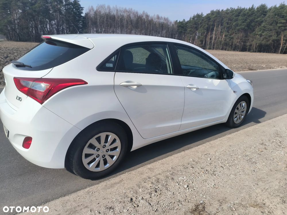 Hyundai i30 1.6 CRDi Classic - 4