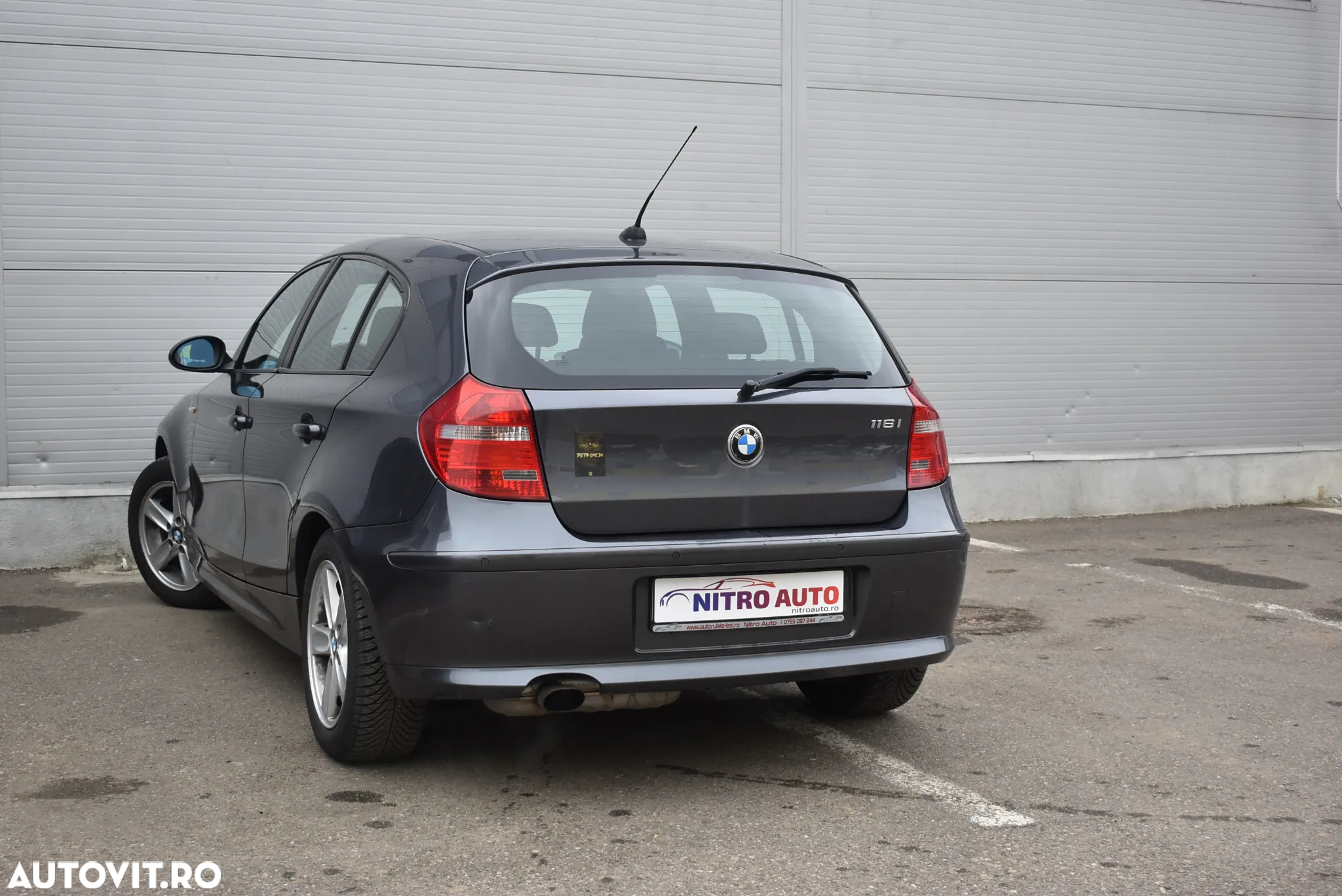 BMW Seria 1 116i - 4