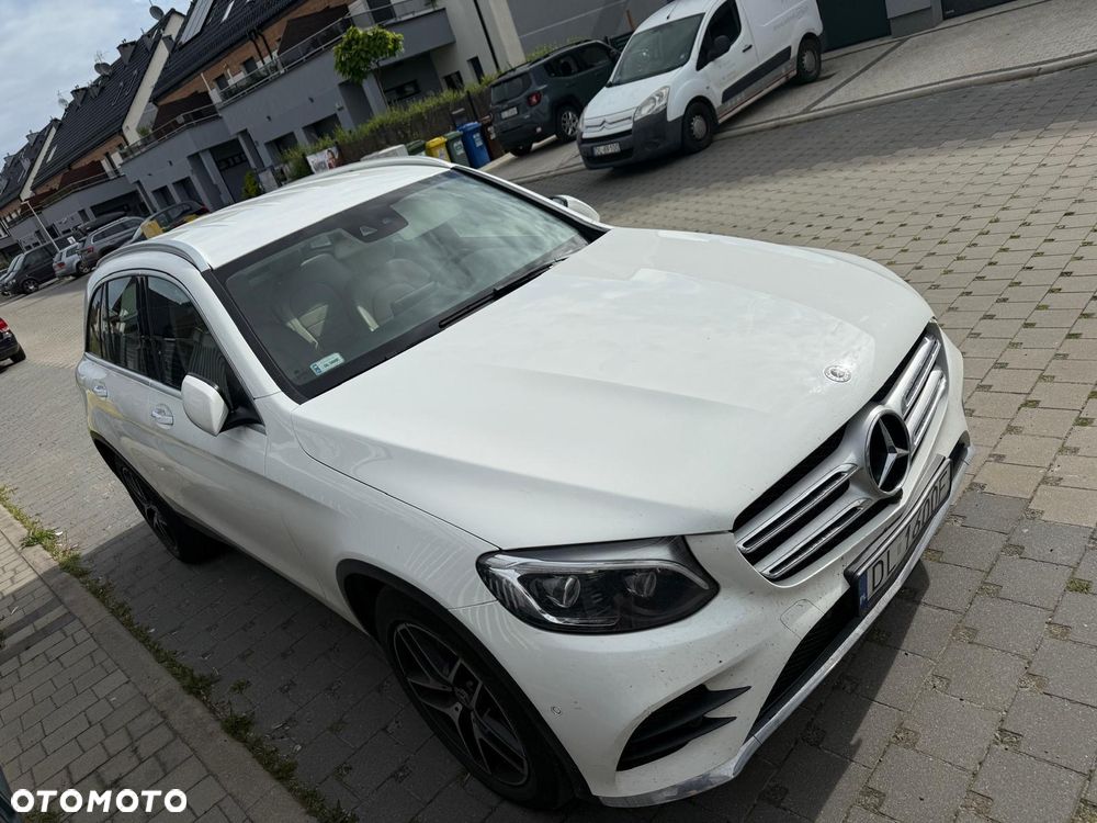 Mercedes-Benz GLC - 4