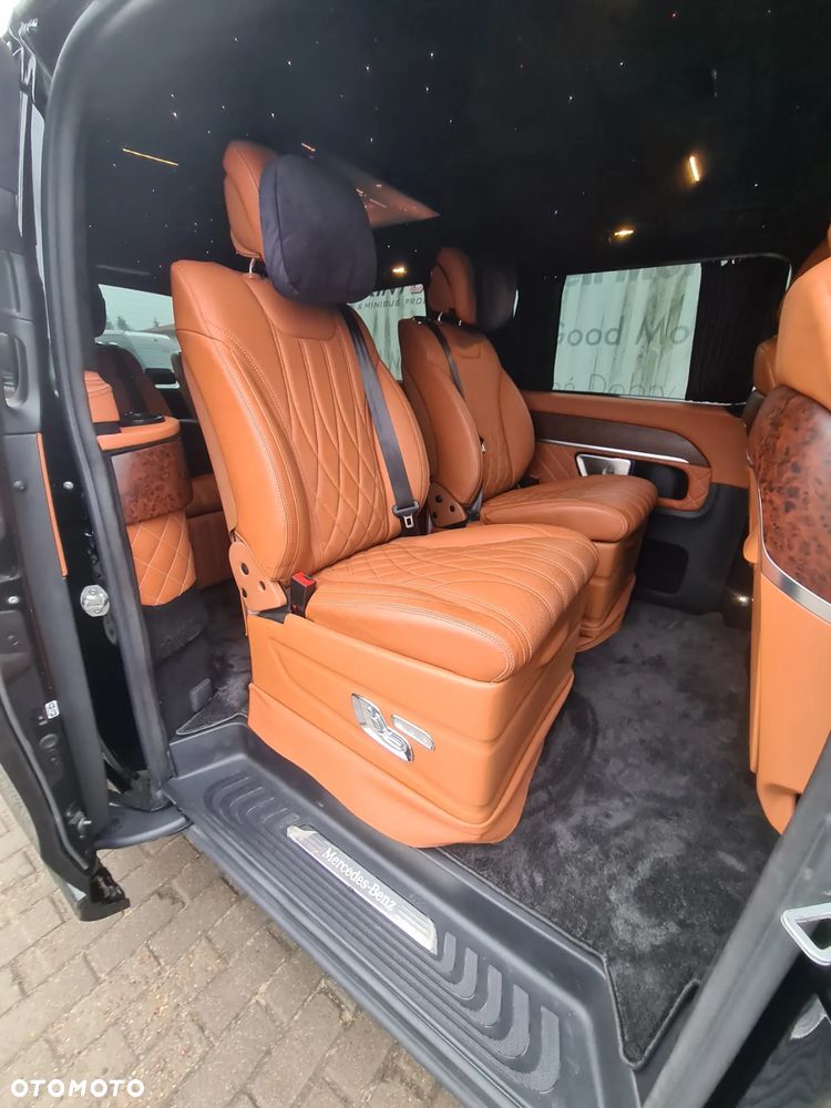 Mercedes-Benz Klasa V 300 d 4-Matic 9G-Tronic - 10