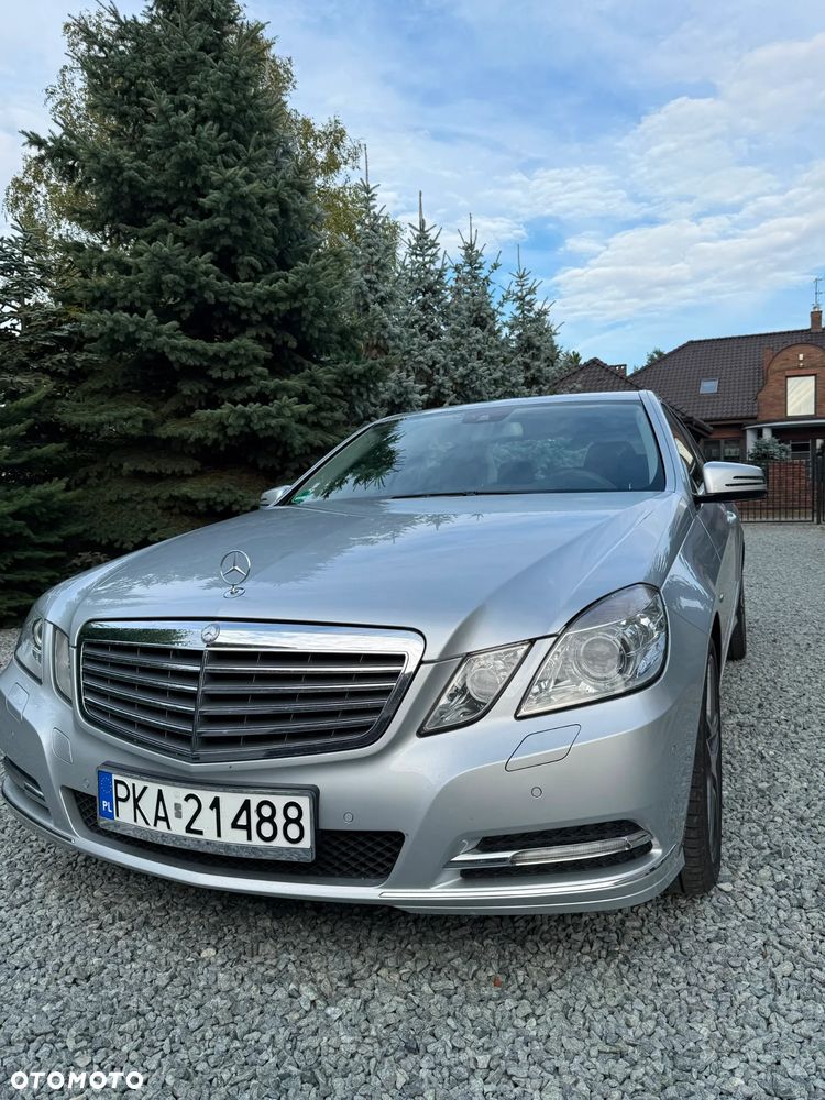 Mercedes-Benz Klasa E - 9