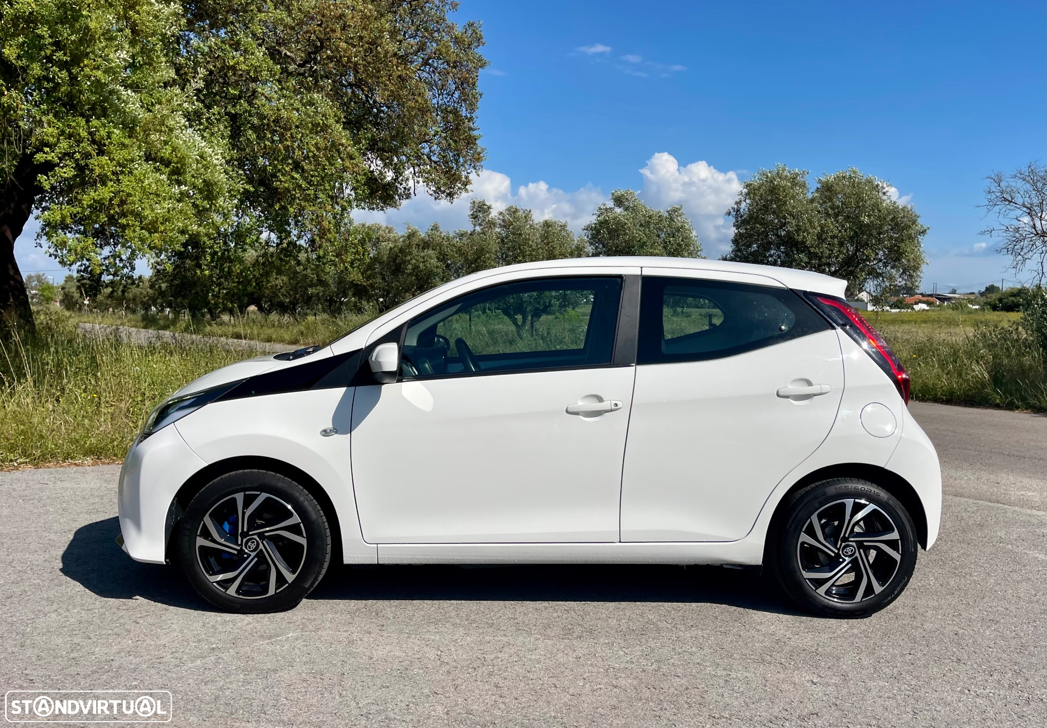 Toyota Aygo 1.0 X-Play+X-Touch - 12