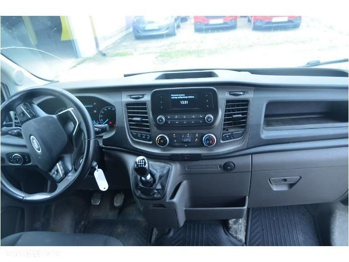 Ford Transit - 28