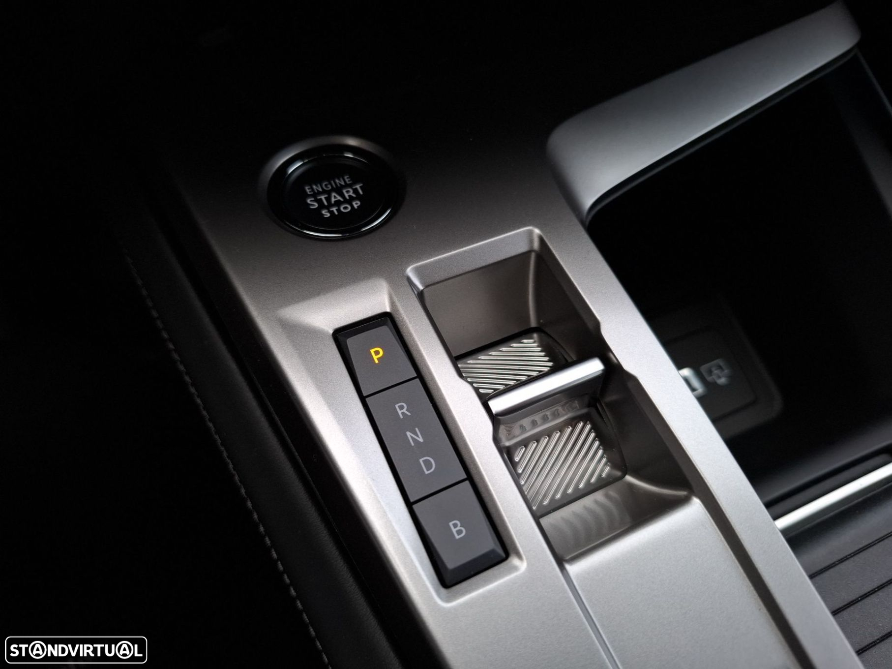 Peugeot e-308 54 kWh Allure - 17