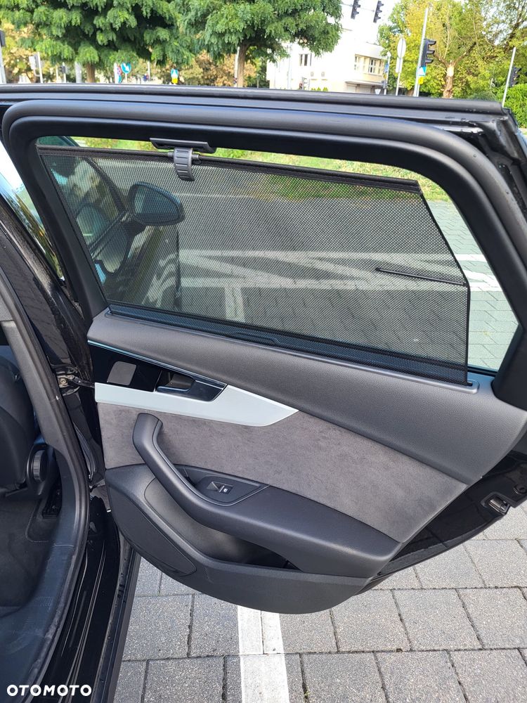 Audi A4 Avant 35 TFSI mHEV S Line S tronic - 17