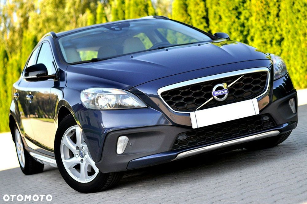 Volvo V40 Cross Country D2 Momentum - 28