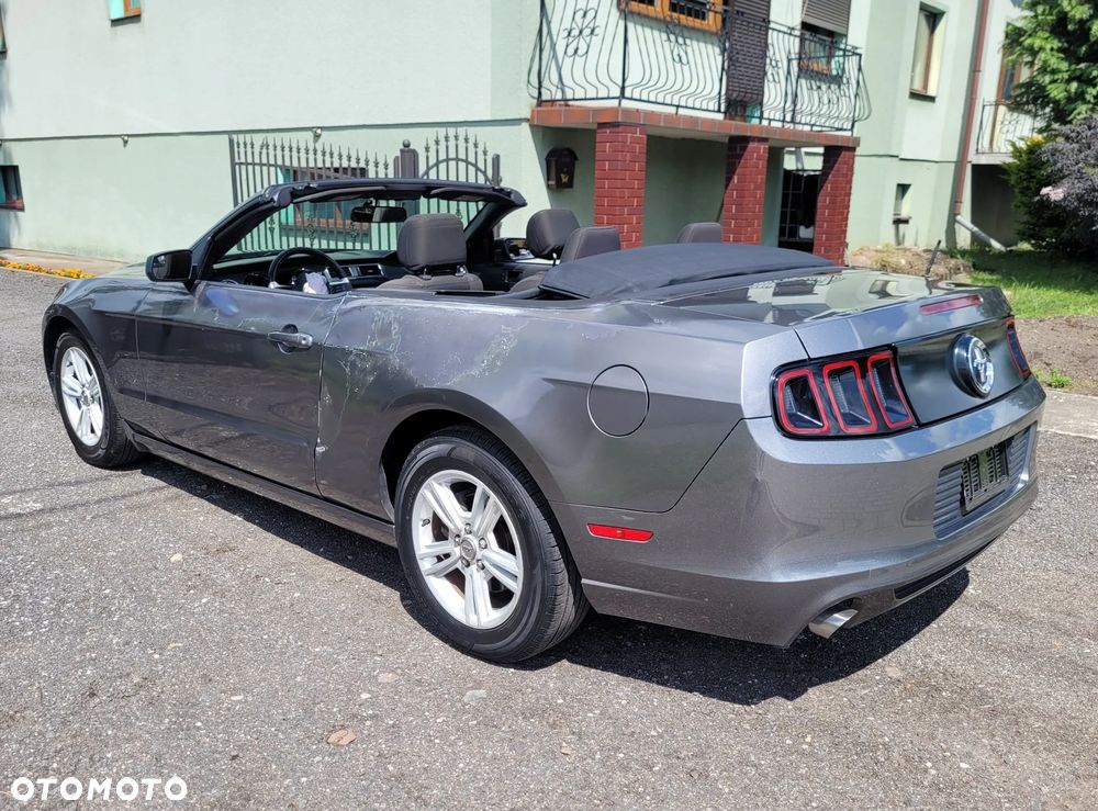 Ford Mustang 3.7 V6 - 5