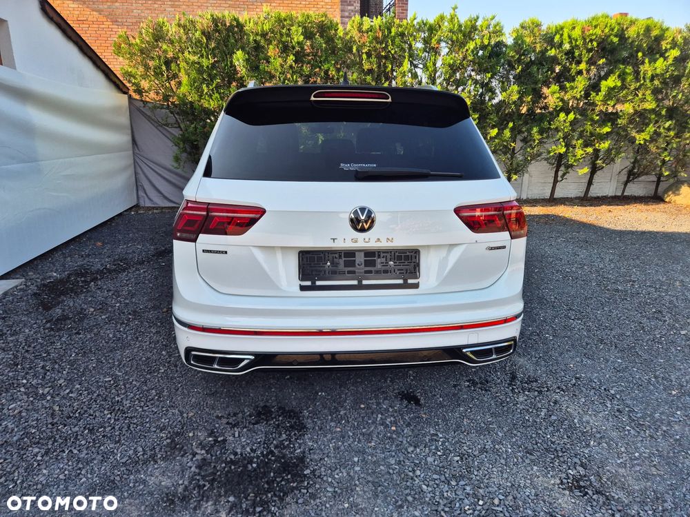 Volkswagen Tiguan 2.0 TDI SCR 4MotION DSG R-Line - 19
