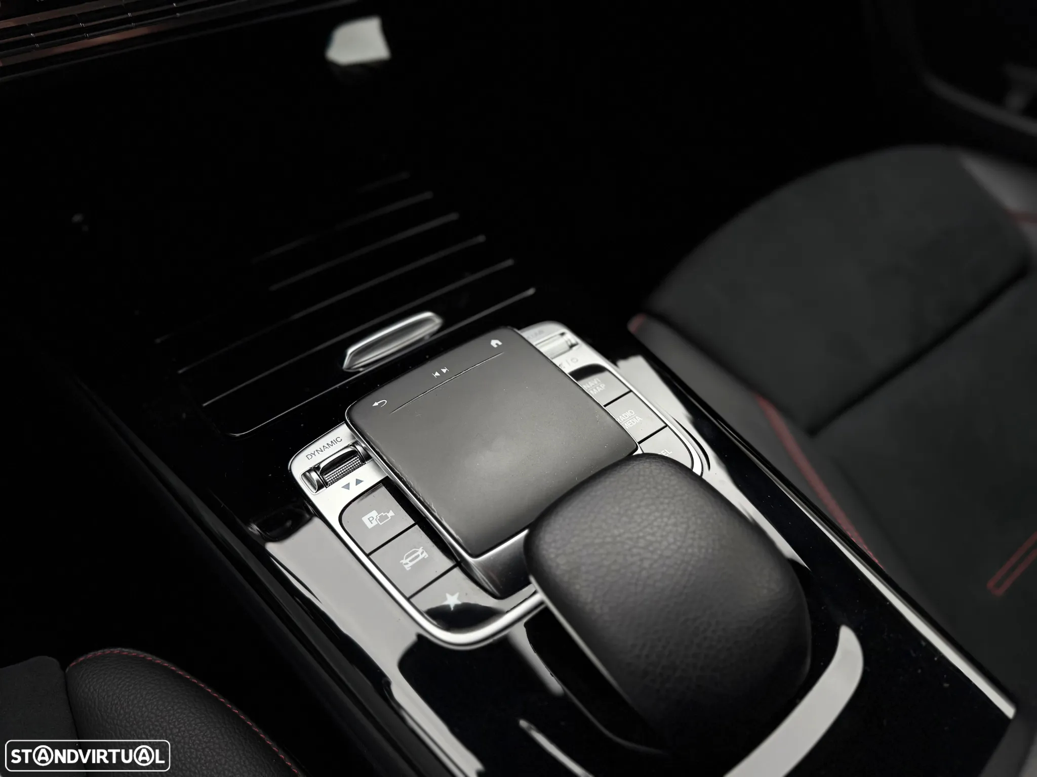 Mercedes-Benz A 180 d AMG Line Aut. - 25