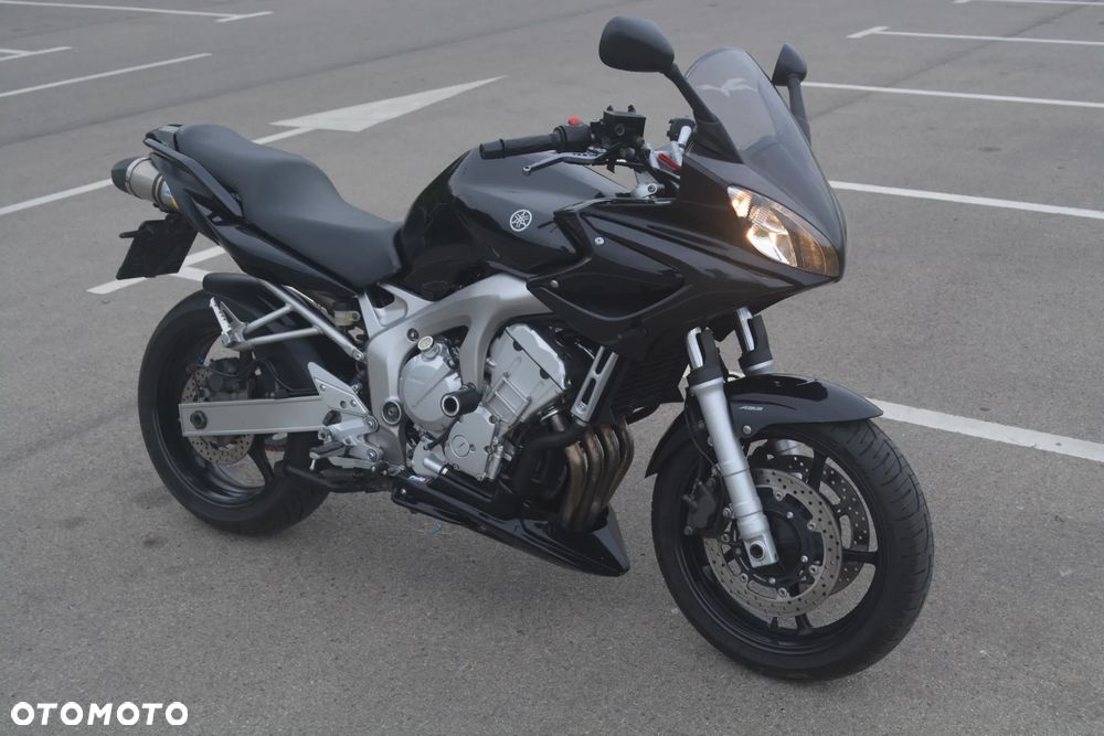 Yamaha FZ6 - 1