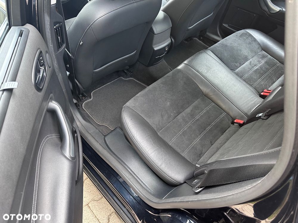 Ford Mondeo 2.5 Titanium X - 22