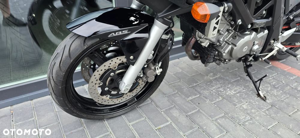 Suzuki SV - 40