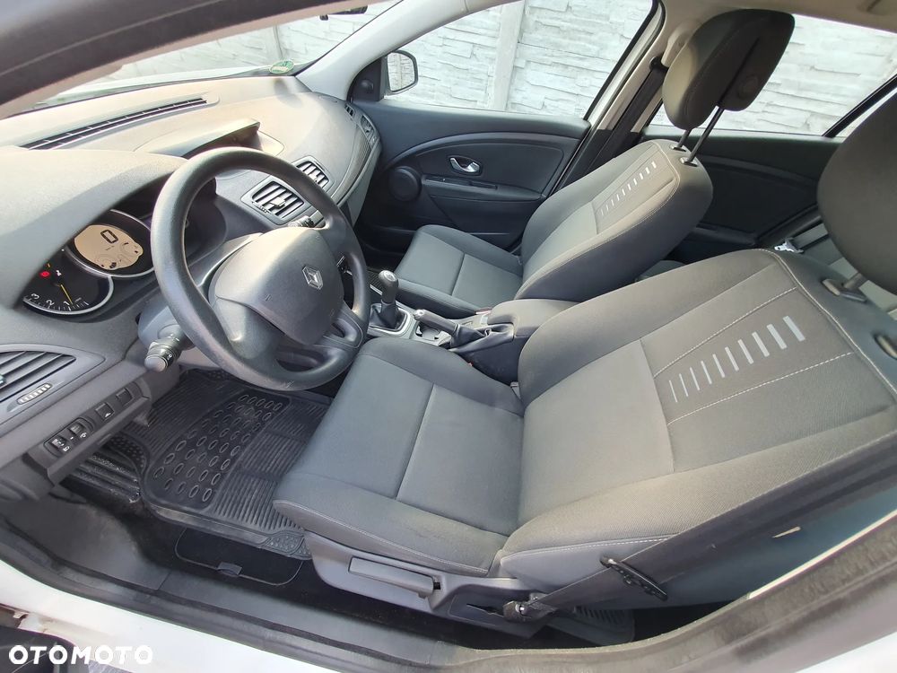 Renault Megane - 11
