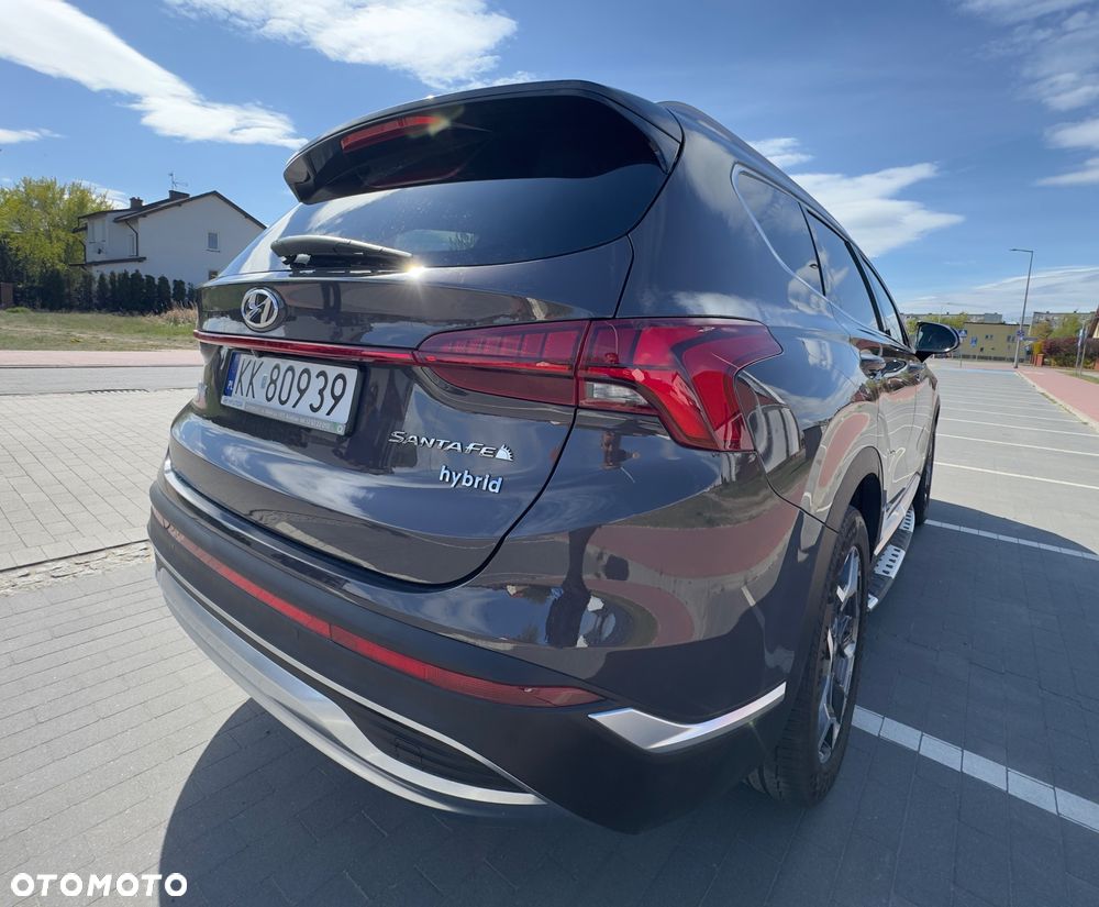 Hyundai Santa Fe 1.6 HEV 4WD SEVEN Signature - 15