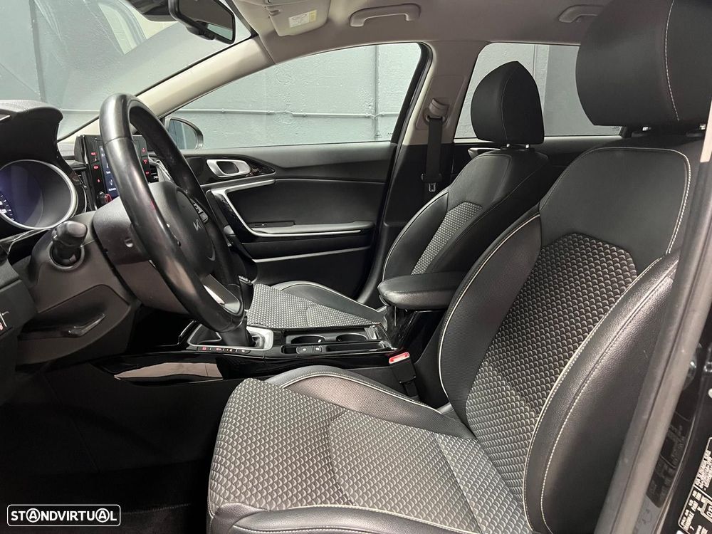 Kia Ceed SW 1.6 CRDi Nav Line - 12