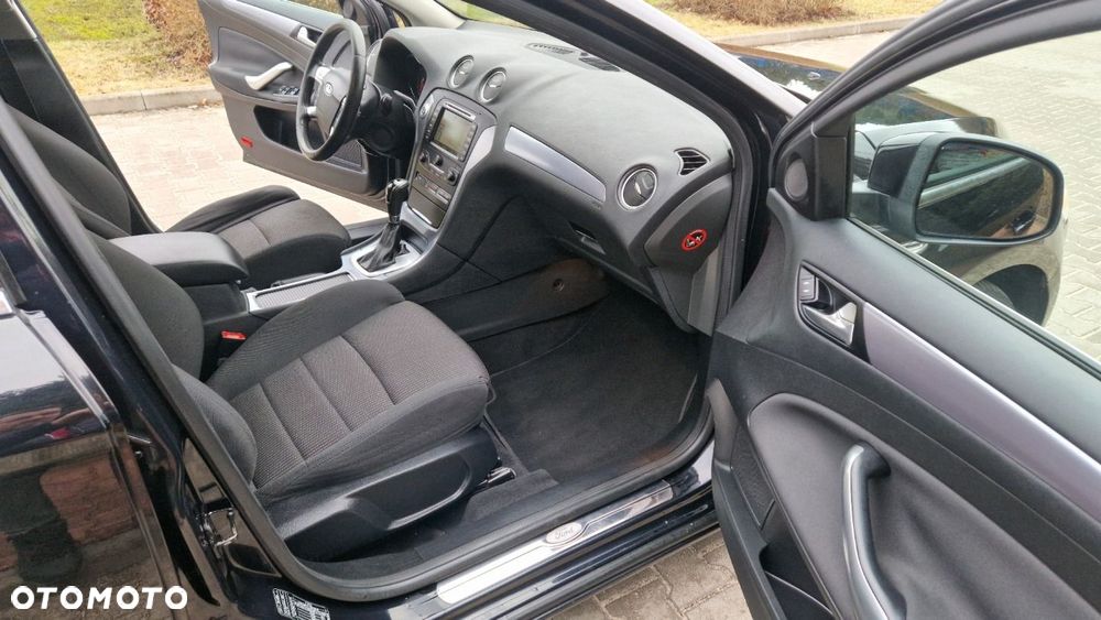 Ford Mondeo 2.0 TDCi Titanium - 20