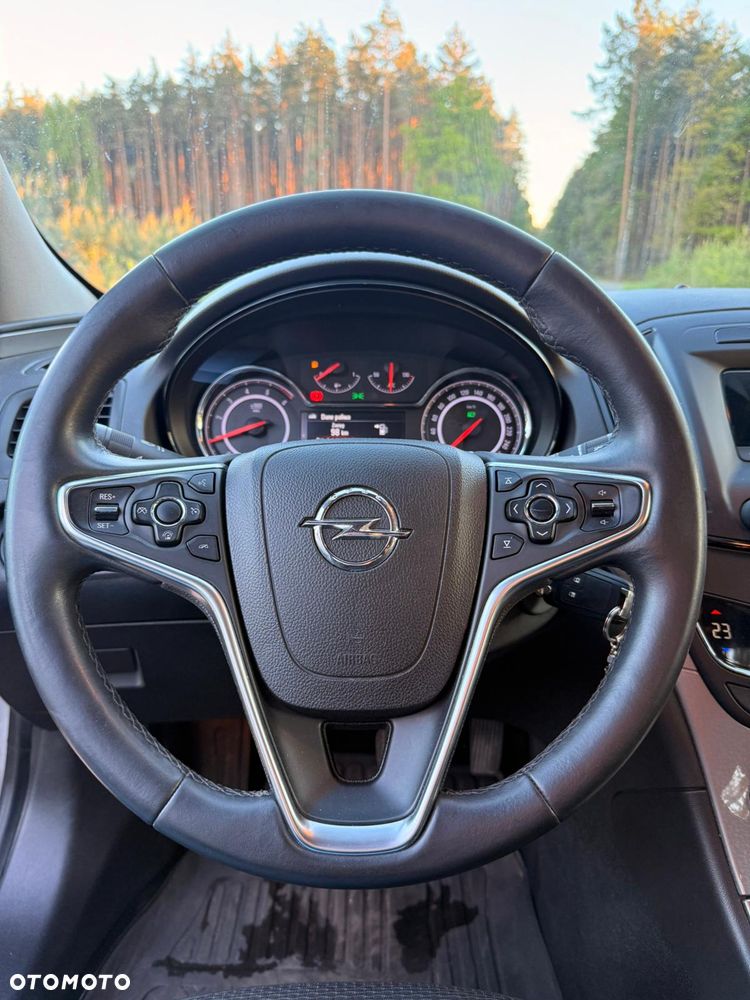 Opel Insignia 2.0 CDTI - 10