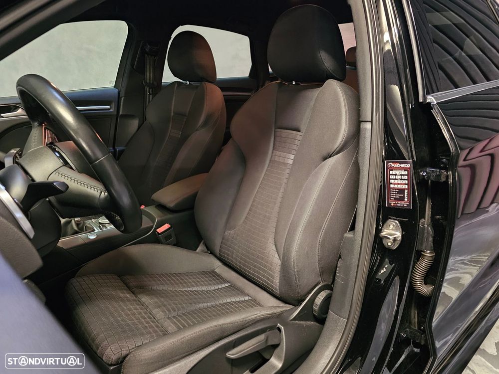 Audi A3 Limousine 2.0 TDI S line Sport Pack - 23