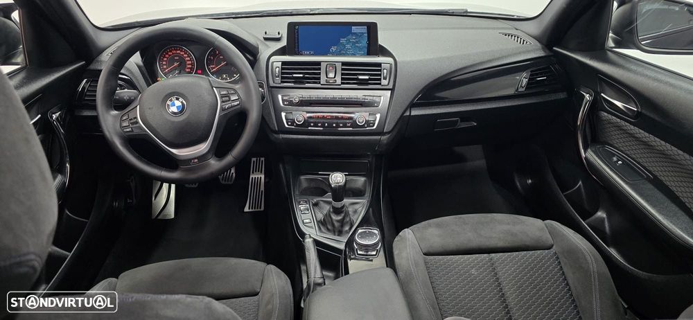 BMW 118 d Pack M - 11