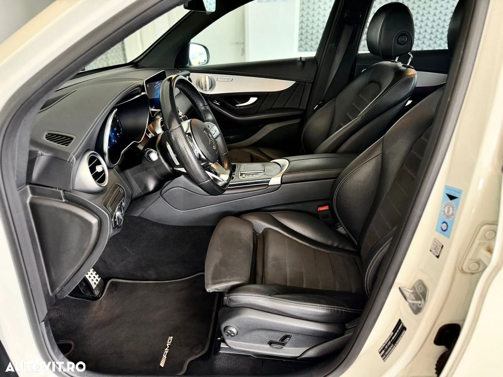 Mercedes-Benz GLC 300 e 4Matic 9G-TRONIC AMG Line - 15