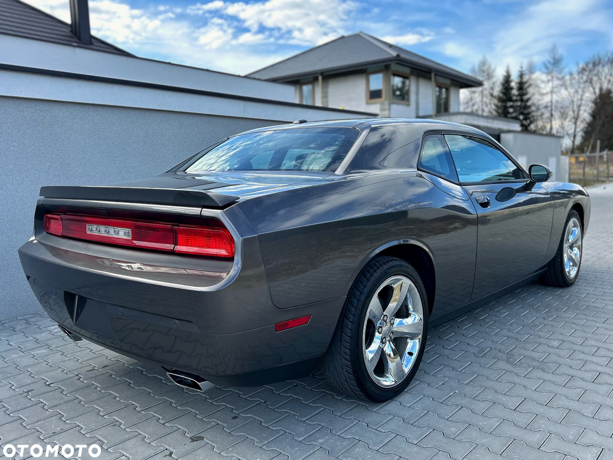 Dodge Challenger 3.6 SXT Plus - 10