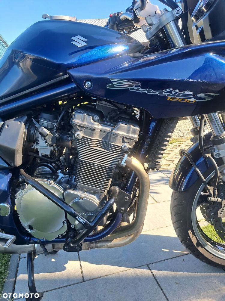 Suzuki Bandit - 12