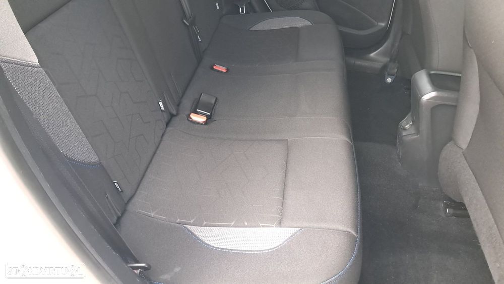 Peugeot 2008 1.5 BlueHDi Signature - 31