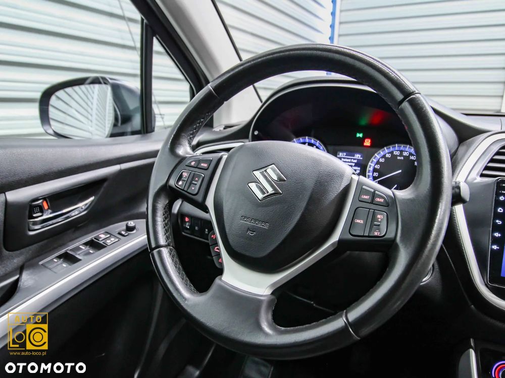 Suzuki SX4 1.6 Premium - 25