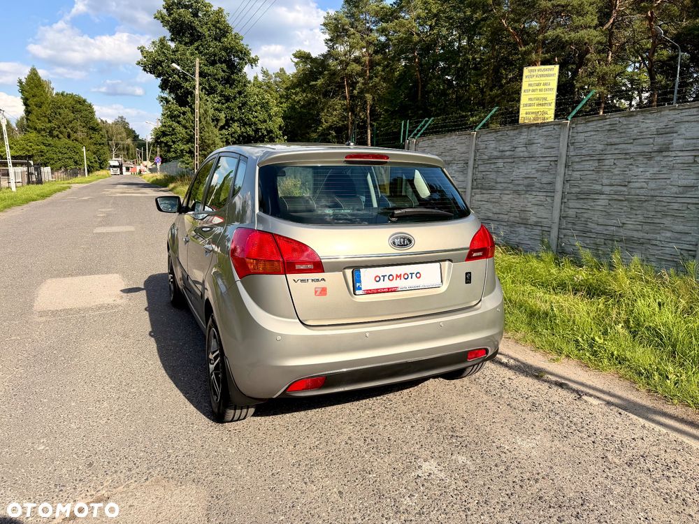 Kia Venga 1.4 M - 5