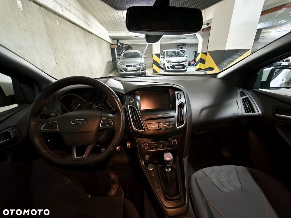 Ford Focus 1.5 EcoBoost ST-Line ASS - 12