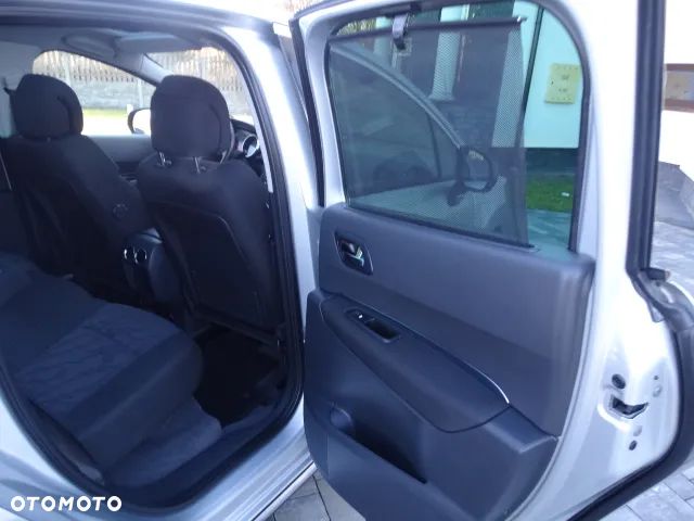 Peugeot 3008 1.6 HDi Premium - 30