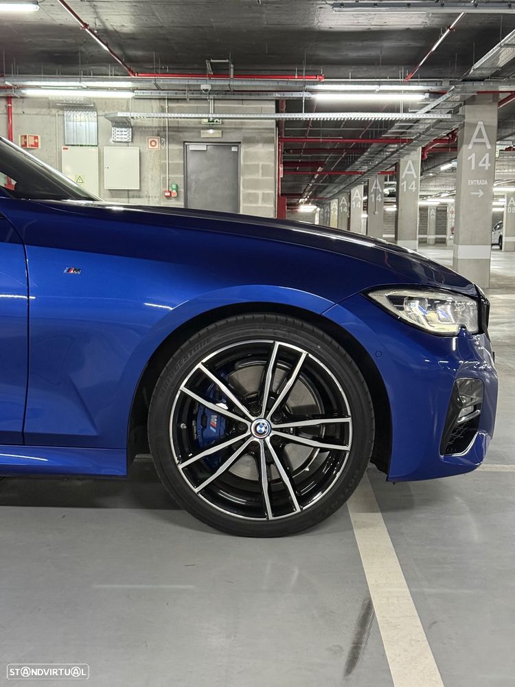 BMW 330 i Pack M Auto - 4