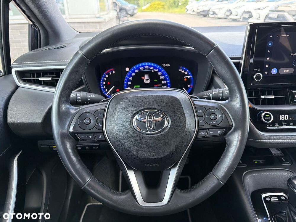Toyota Corolla - 13