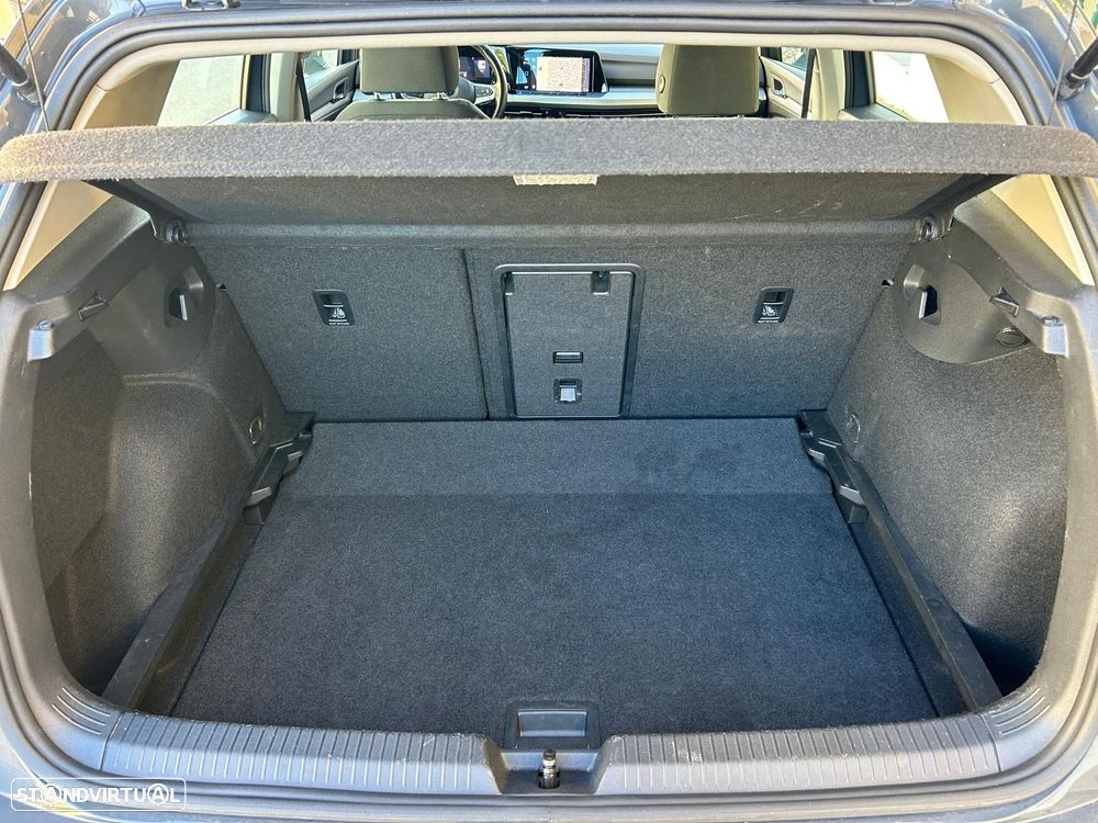 VW Golf 1.0 eTSI Life DSG - 12