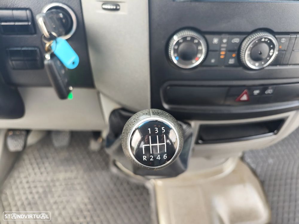 VW Crafter - 24