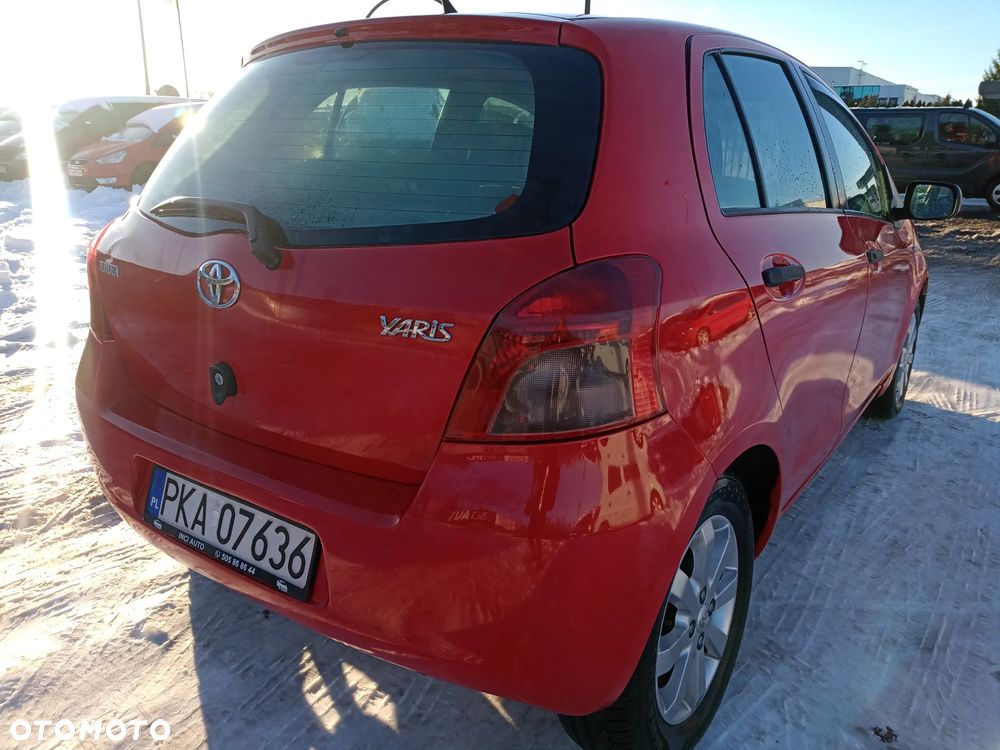 Toyota Yaris 1.3 Luna - 9