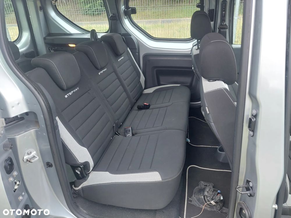 Dacia Dokker 1.5 Blue dCi Laureate - 9