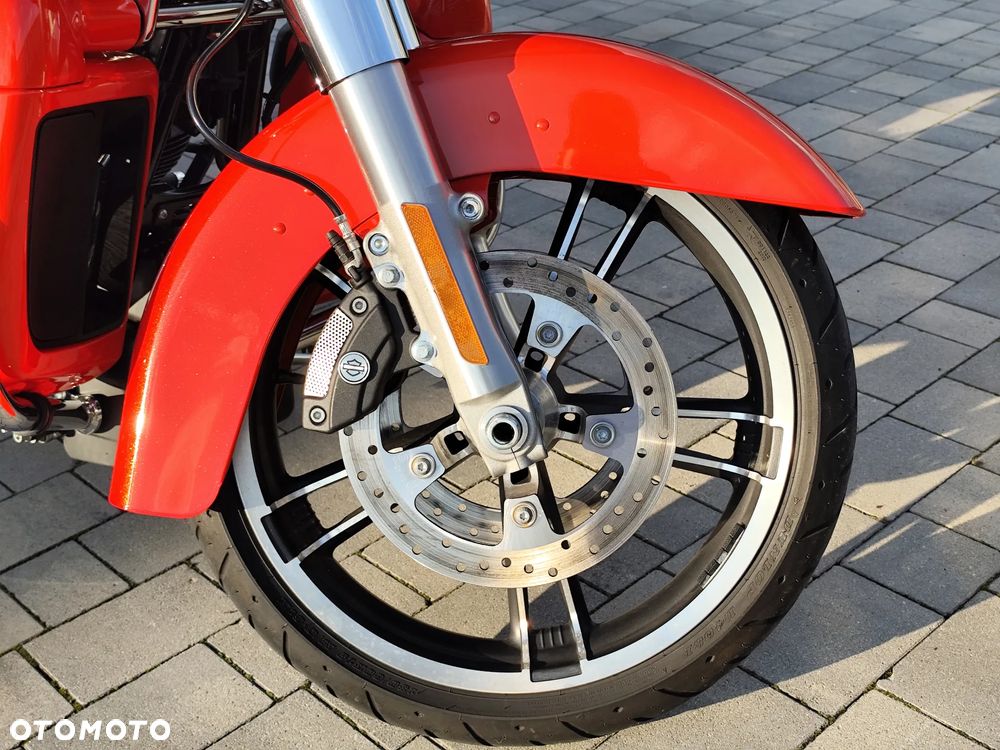 Harley-Davidson Touring Road Glide - 16