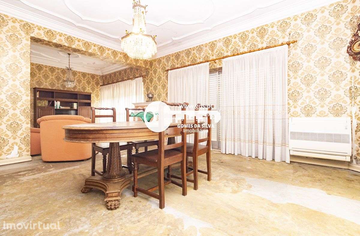 Moradia Bi-familiar c/ armazém e 1300m2 de terreno - Grande imagem: 5/21