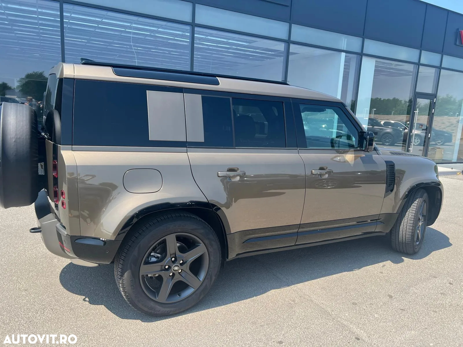 Land Rover Defender 110 3.0D 250 MHEV X-Dynamic SE - 7