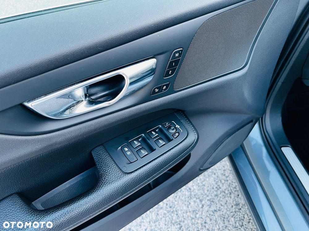 Volvo V60 B4 D Inscription - 35