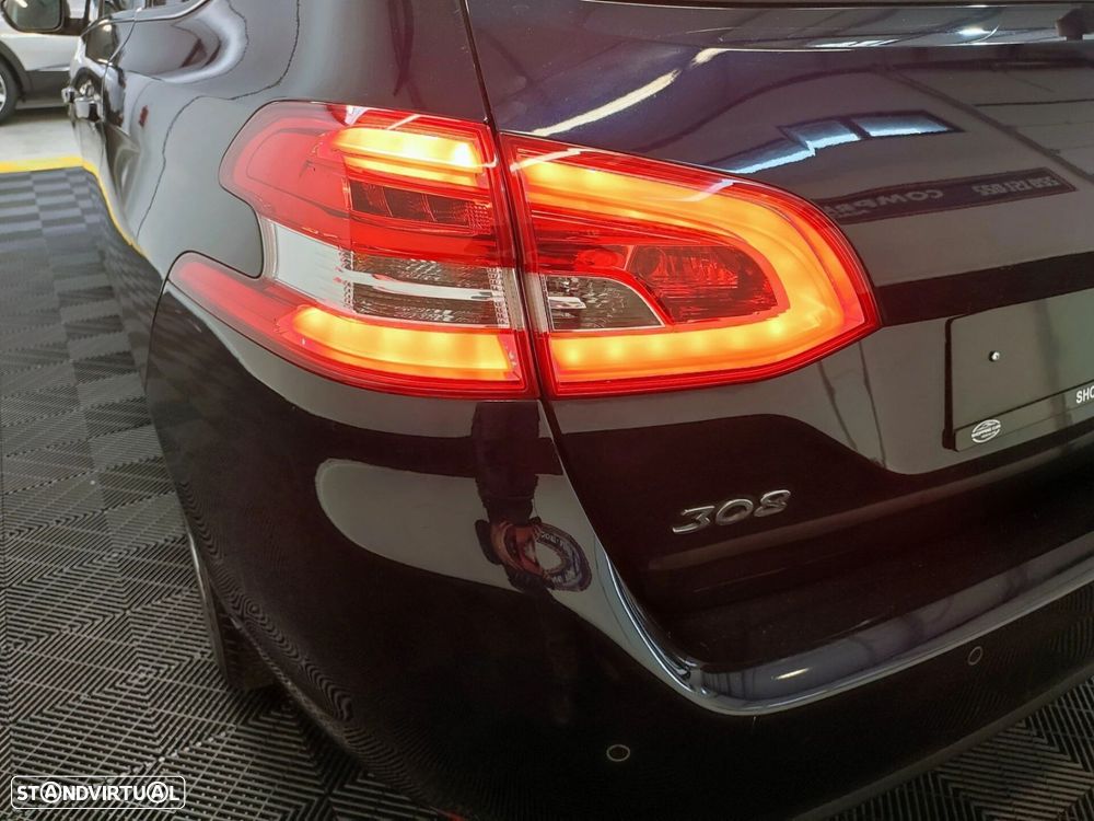 Peugeot 308 SW - 17